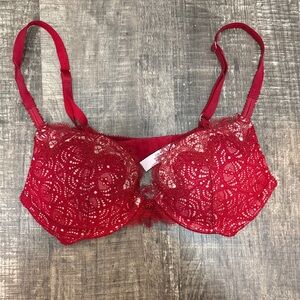 Victoria’s Secret Elegant Red Lace Bra